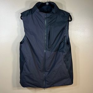 NWOT Men's Get Goose Feathers Lululemon Vest
